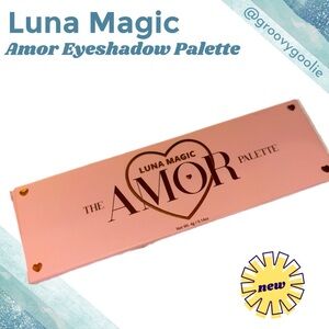 Luna Magic Amor Eyeshadow Palette